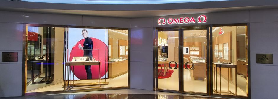 Customer Service & Admin Staff